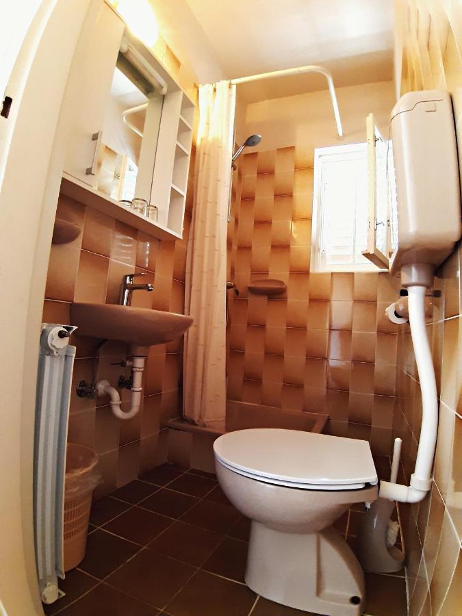 노바야 F• R• I• E• N• D• S• B&B 외부 사진